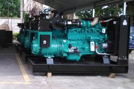 選擇寧波康明斯發電機組租賃商時需要注意哪些？